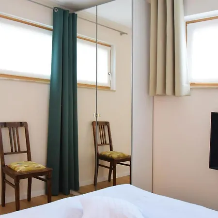 Elbe Apartment